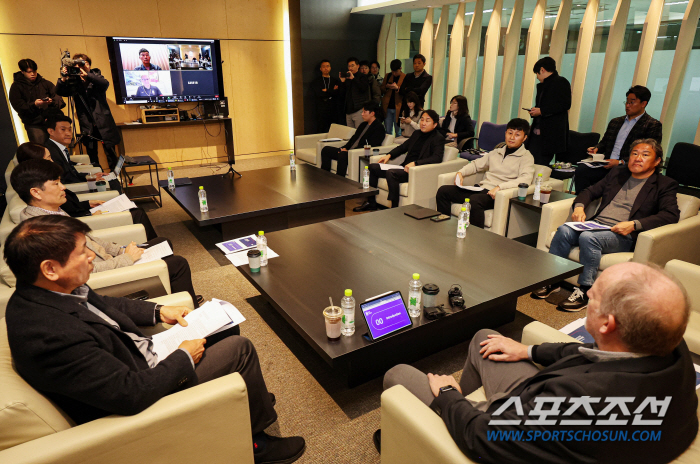 일본은 비웃고 있었다 '클린스만 불가' 이미 6년 전 검증 → "한국은 …