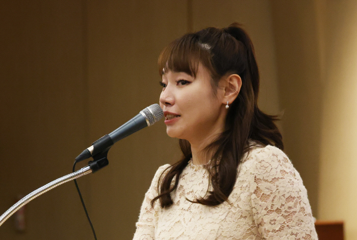 "열일의 아이콘"김예지 의원'21대 국회 의정평가 대한민국 헌정대상' 수…