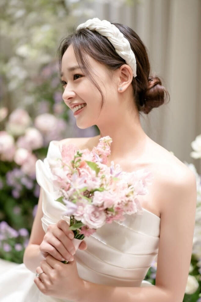 [종합] '9살 연상 금융인♥'손연재, 득남 소감 "세상 다 가진 기분……