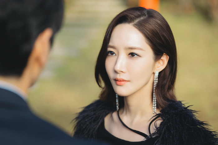 [SC줌人] "죽기살기 열연"…박민영, 37kg 뼈마름 투혼→첫 등장부터…