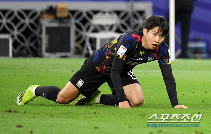'대표팀 동료 침묵→왕따 추락' 이강인, "마이 리틀 브로" 떠난다던 음…