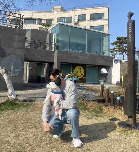 "결혼, 행복하게 살 것" FT아일랜드 출신 송승현, 연예계 은퇴→결혼 …