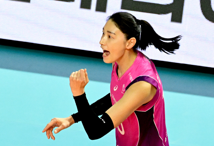 류현진 복귀 소식…김연경이 떠올린 돌아온 그 날, "보여줘야 한다는 부담…