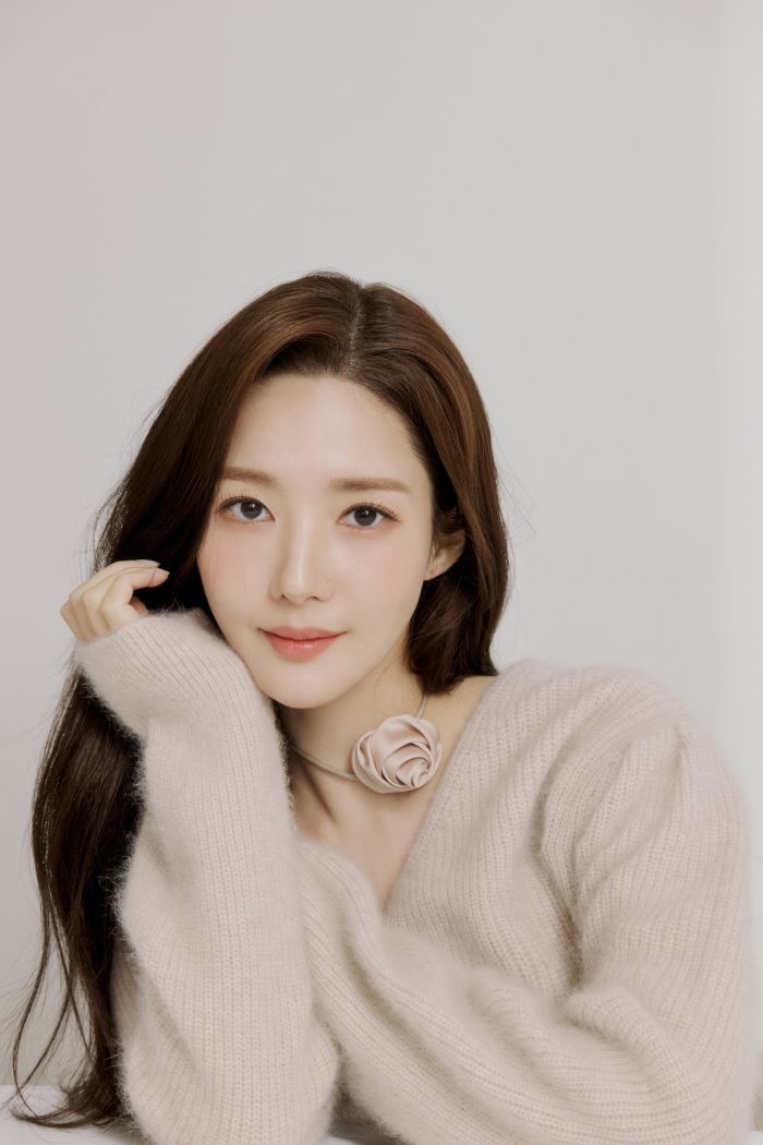 [인터뷰①] '전남친 논란' 겪은 '내남결' 박민영 "인생 밑바닥 쳤다.…