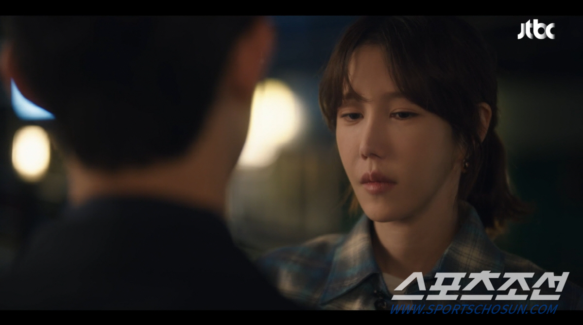 "딴 생각하지마". 이지아, 오민석 자극 위해 강기영에게 키스 접근(끝내…