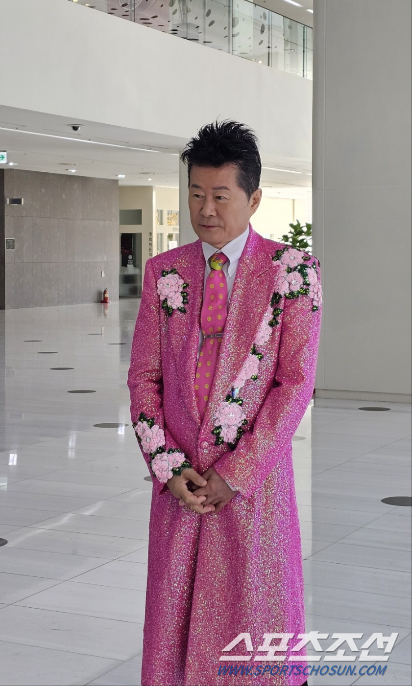'사랑꾼' 태진아, 레전드 가수 트렌드 지수 1위 올라…'50대 남녀' …