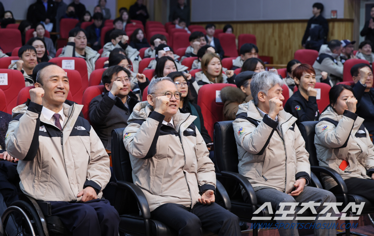 '장애인체육 프랜들리'유인촌 문체부 장관,동계데플림픽 결단식 응원,이천선…