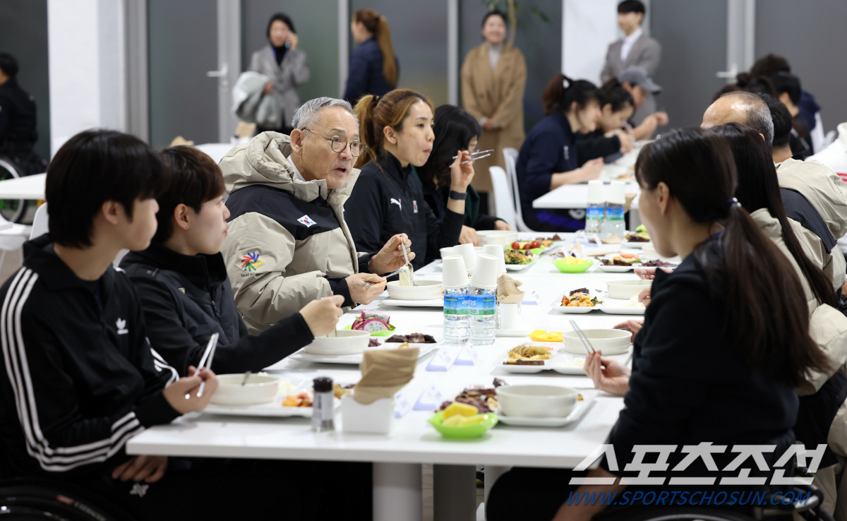 '장애인체육 프랜들리'유인촌 문체부 장관,동계데플림픽 결단식 응원,이천선…