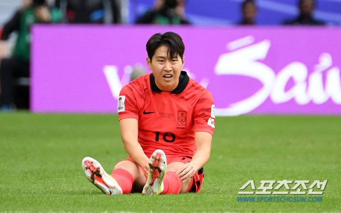 ‘이강인과 불화설 종결’ 손흥민 포용 리더십...영국-미국까지 화제, B…