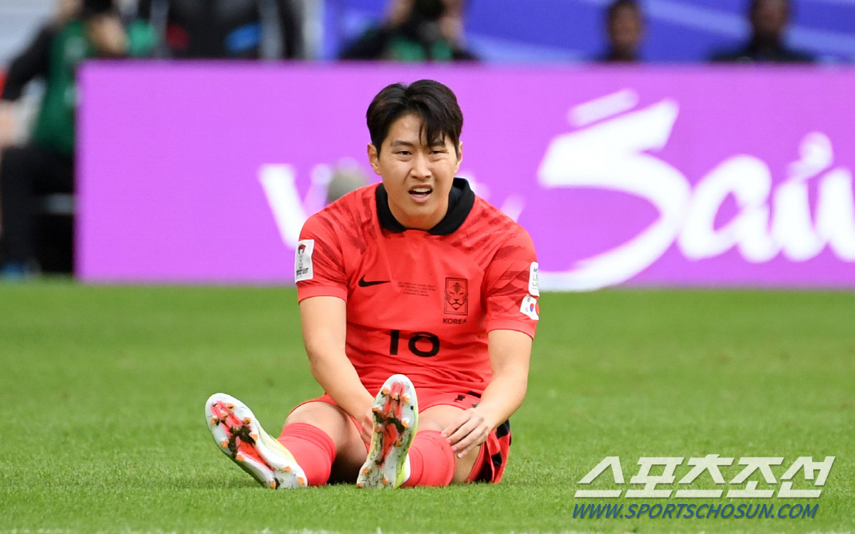 ‘이강인과 불화설 종결’ 손흥민 포용 리더십...영국-미국까지 화제, B…