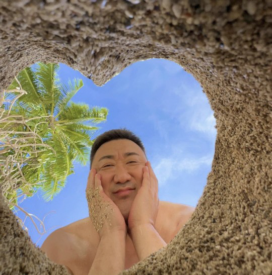 마동석, 헬로키티 혈자리 누르는 거 아닙니다...제2의 '1인칭 생매장 …