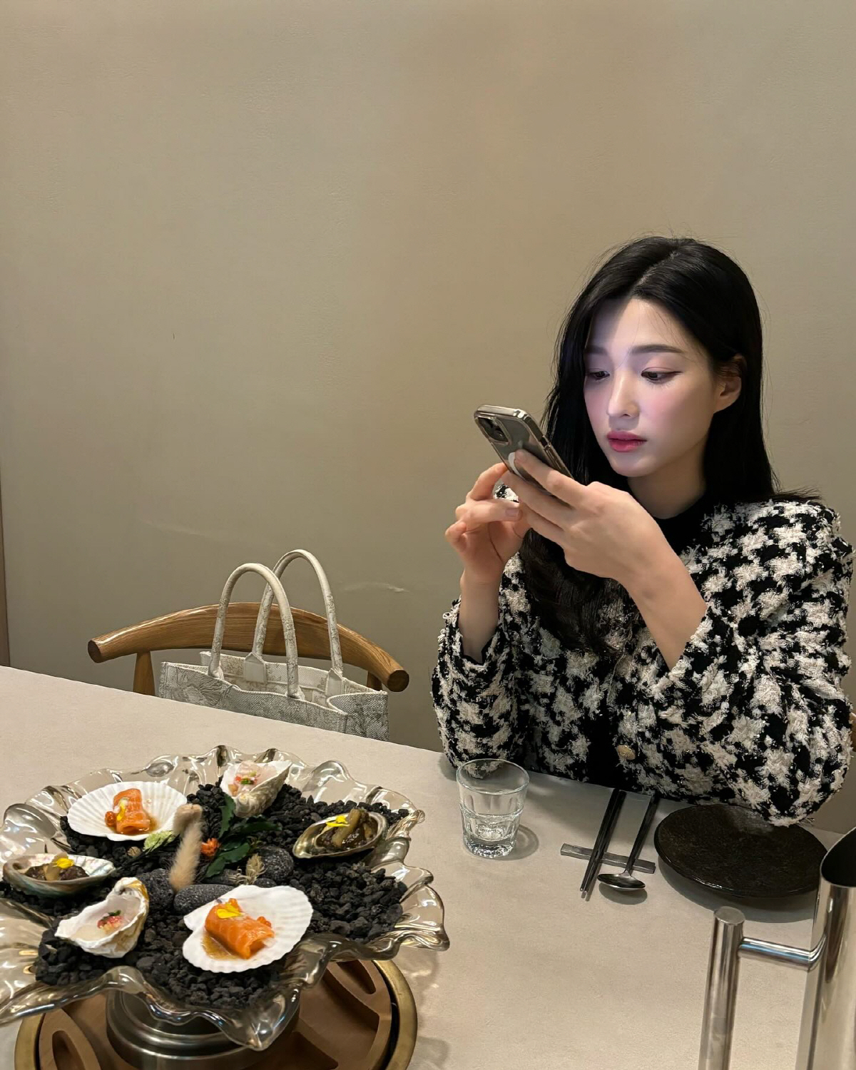 [SC이슈] "이혼해도 일은 해야지" 본업 열중하는 ★들