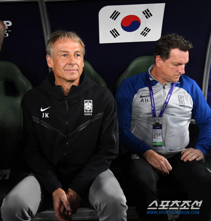 '경질' 클린스만, 3월에 독일 혼혈 미드필더 뽑으려고 했다