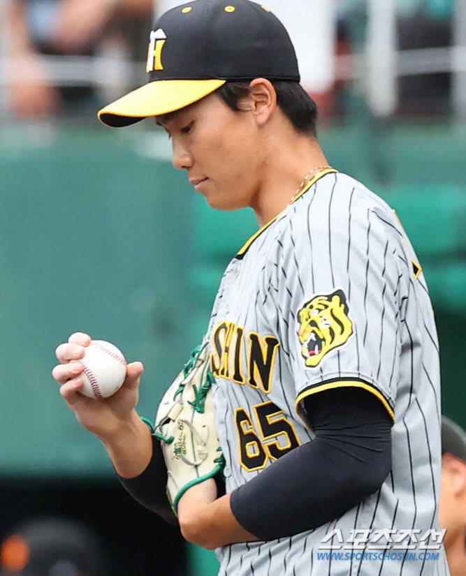 WBC 대표 출신 마무리에게 "2군으로 가라", 오카다 한신 감독 불호령…