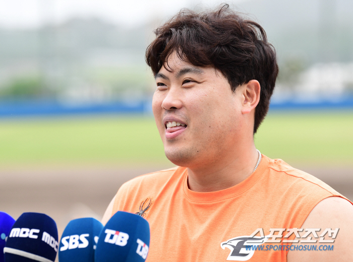 '37세' 류현진 공이 느려? 8㎞ 빠른+좌완 고영표라면 어떨까 [SC캠…