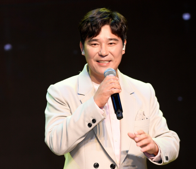 "비판 겸허히 수용" 서하얀, ♥임창정 '먹튀' 논란에 입 열었다[종합]