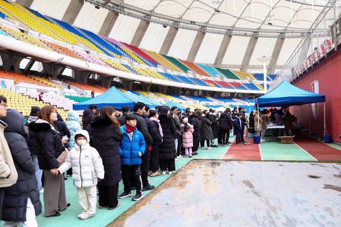 ‘가변석 1234석 가득 찬 출정식’ 부산아이파크, 축제 같았던 2024…