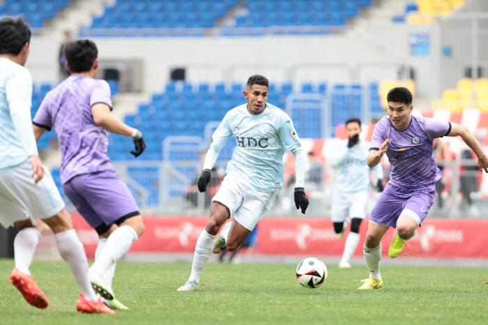 ‘가변석 1234석 가득 찬 출정식’ 부산아이파크, 축제 같았던 2024…