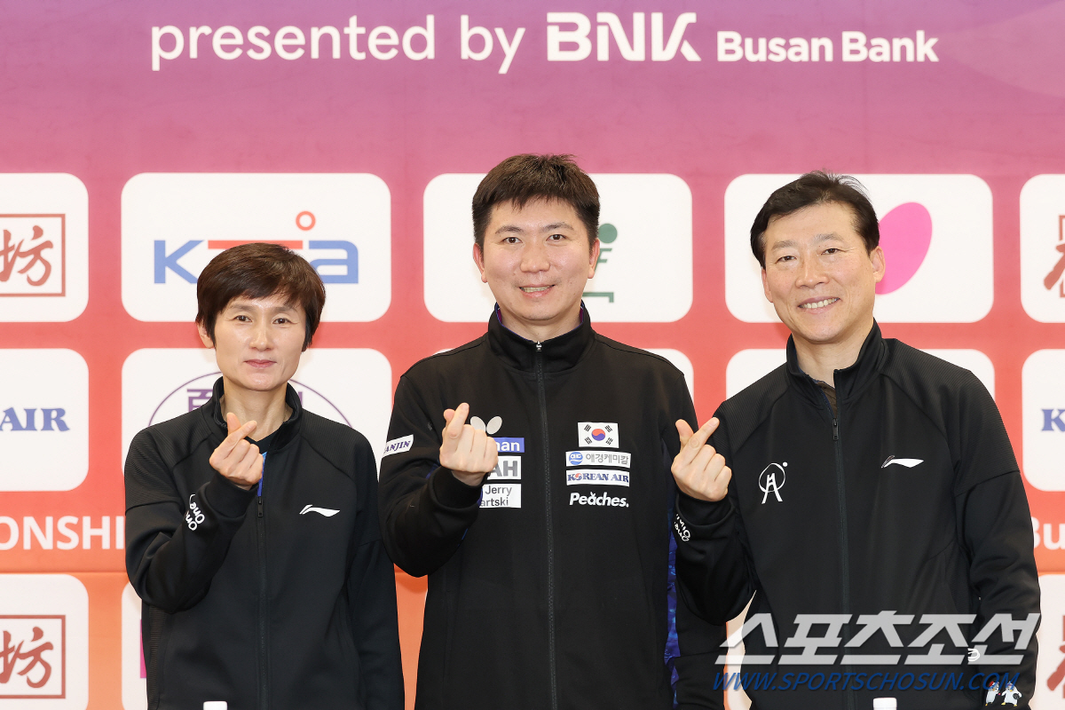 "中팬 '짜요'를 '비셩(必勝)'으로 바꾼" 韓'닥공 삼총사'의 힘[부산…