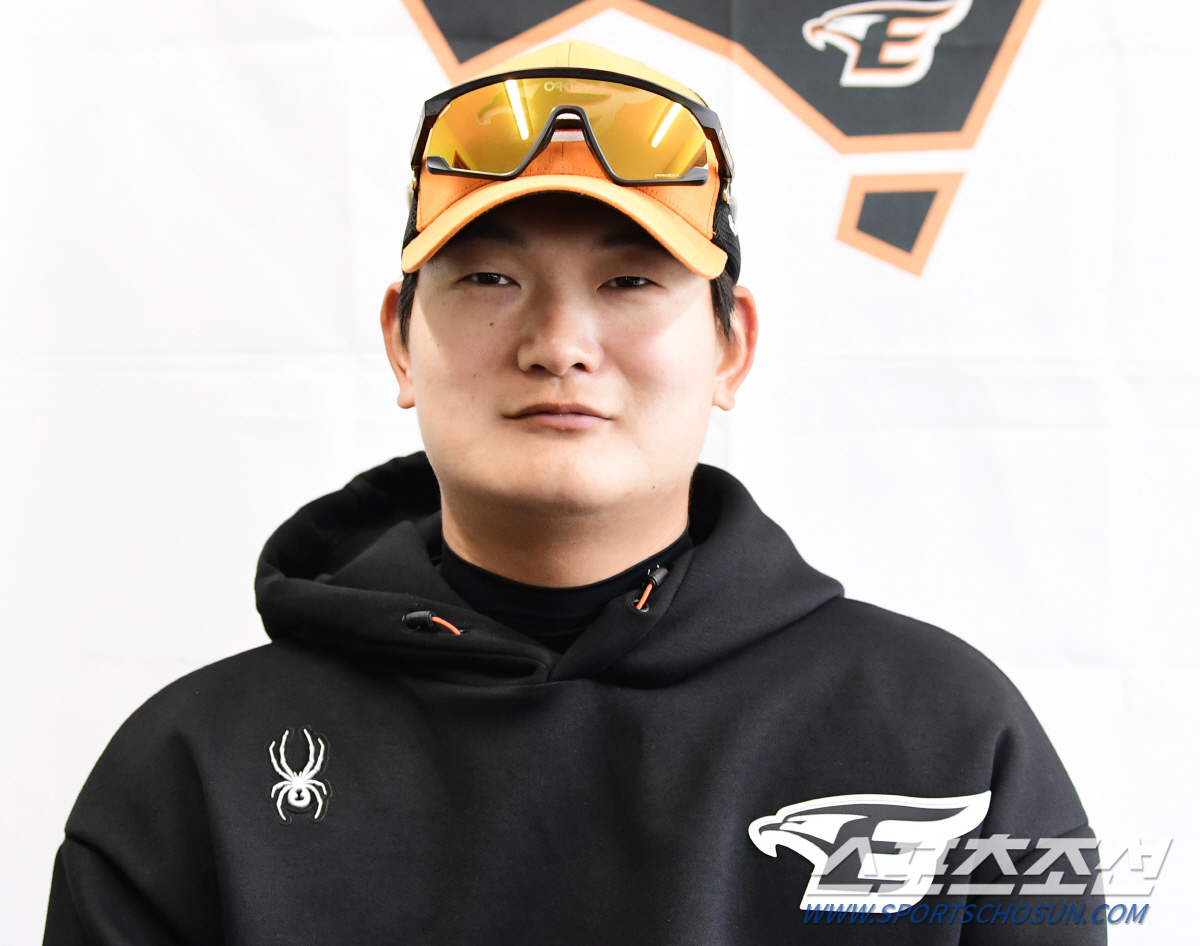 작년은 문동주→올해는 김서현? '멘토' 류현진 만난 158㎞ 영건 "목표…