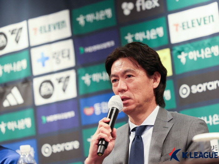 마음고생 심한 홍명보 감독 "대표팀 때문에 며칠동안 힘들었다"[현장인터뷰…