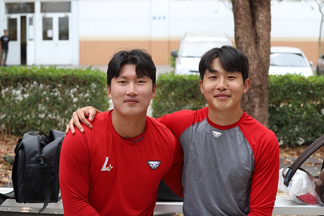 "올해 신인 중 가장 좋다" 손시헌 강력 추천, 1군 첫 실전부터 5이닝…