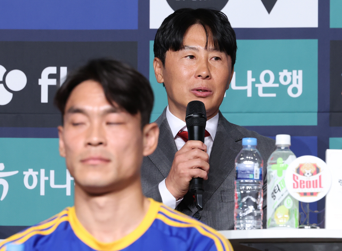 미디어데이서도 어쩔 수 없는 화두, 'A대표팀 감독', 황선홍 올림픽대표…