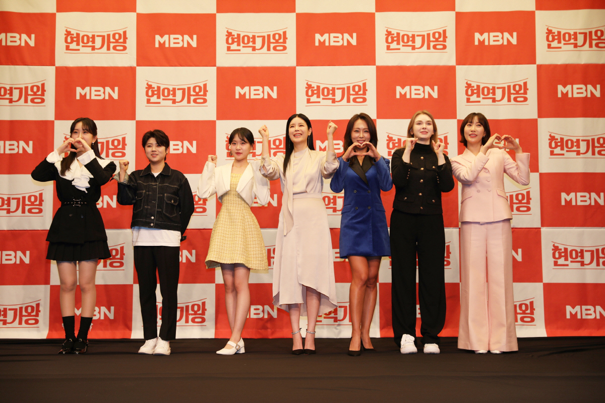 [SC현장] "한일전? 경쟁 보단 화합"…'현역가왕' TOP7 전유진→별…