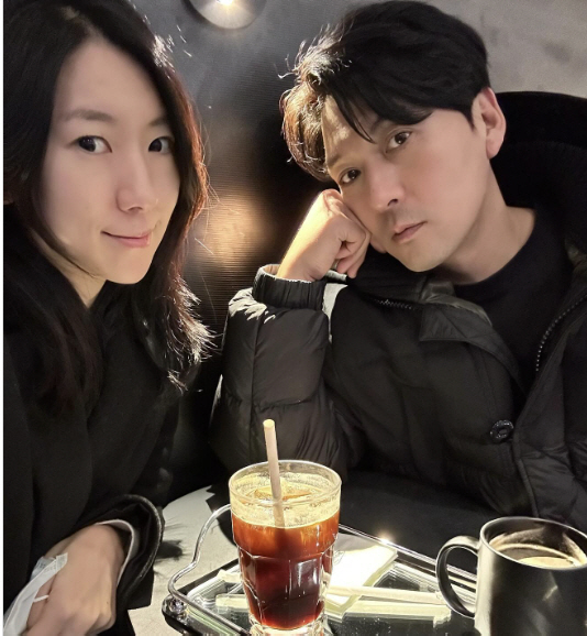 이필모♥서수연, 민낯 비교하니 남매 같은 부부 "건강검진 마치니 데리러 …