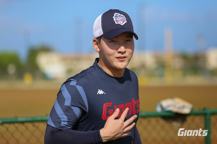 "행복하자. 아프지 말고" 150㎞ 직구에도 깊었던 '고민→방황' 끝! …