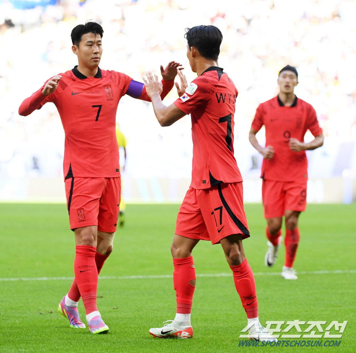 '차붐·SON 발자취 따른다' 정우영, 역대 한국인 6번째 분데스리가 1…