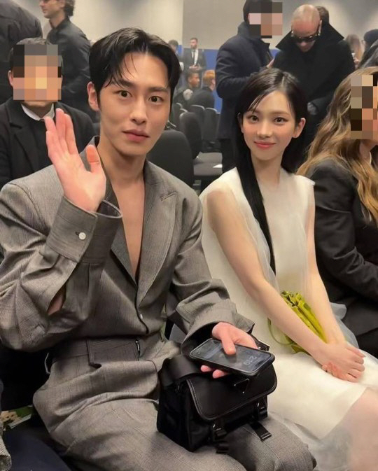 '카리나♥이재욱' 열애 인정, 첫눈에 반한 순간 '눈에서 꿀 뚝뚝'[종합…