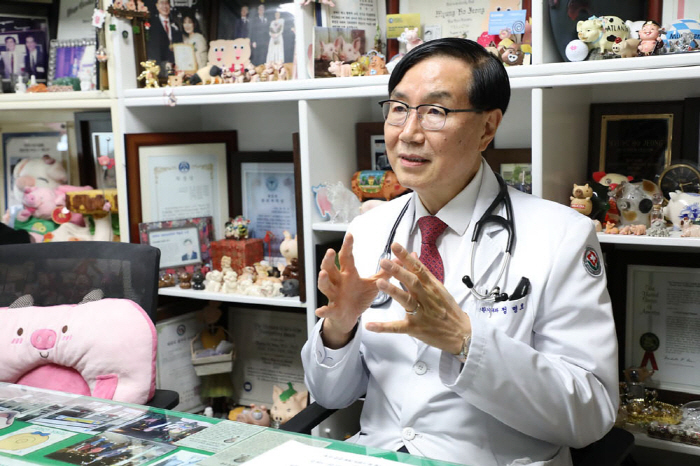 새벽 5시 30분 출근 '돼지아빠' 정명호 교수 "노벨과학상 배출 위해 …