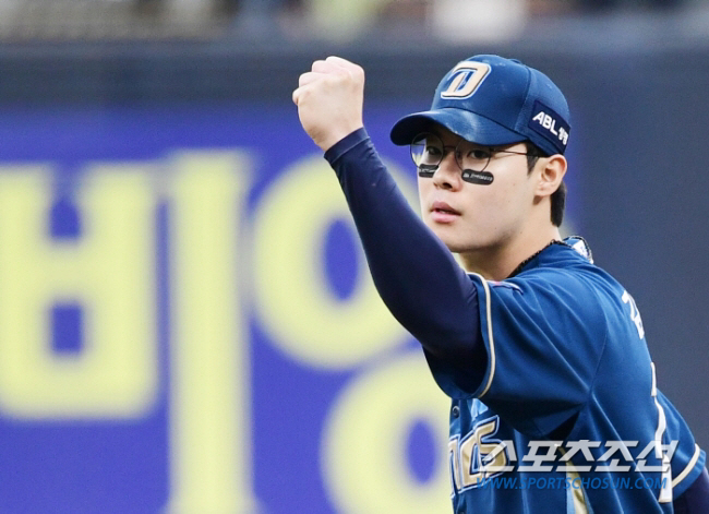 국대 금메달→비FA 최고 연봉→선발 복귀 준비…그런데 변수가 발생했다