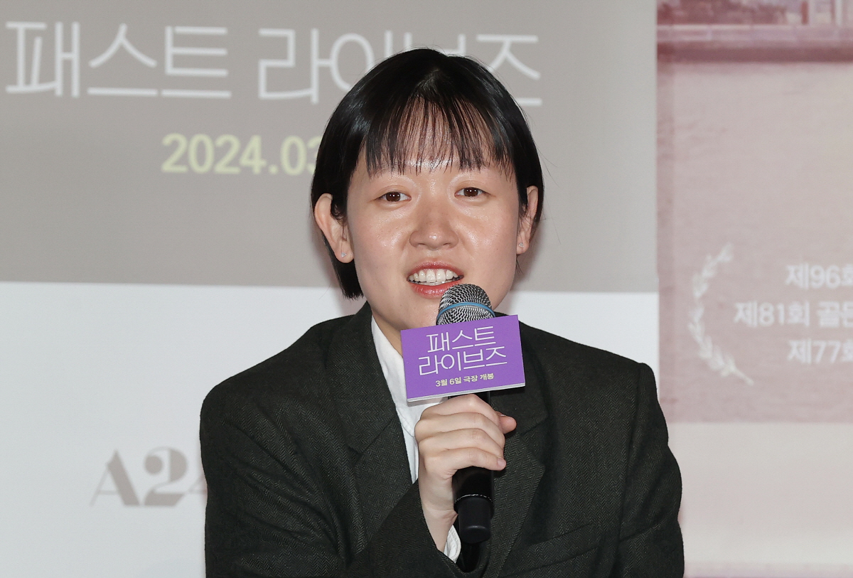 '패스트 라이브즈' 셀린 송 감독 "父송능한 나라서 첫 연출, 정말 좋았…