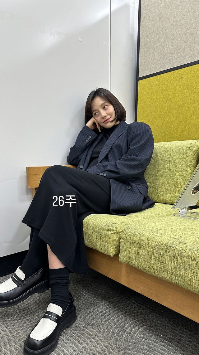 '김용건 며느리' 황보라, 출산 D-100 예비맘 "얼마 안 남았구나"
