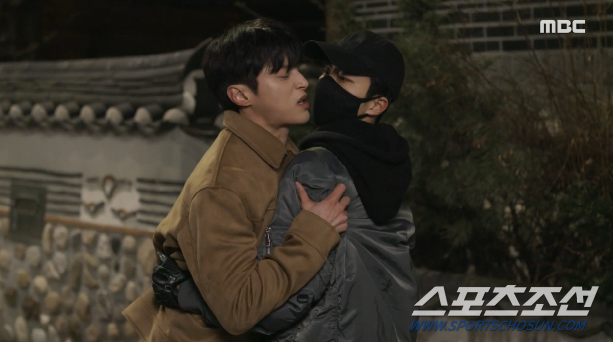 "당신에게 가고 싶어요". '오승아♥' 윤선우, 전노민이 보낸 괴한의 칼…