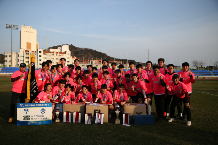 [대학축구]"자존심 상했었는데…" 10년 만의 정상 등극, 신연호 고려대…