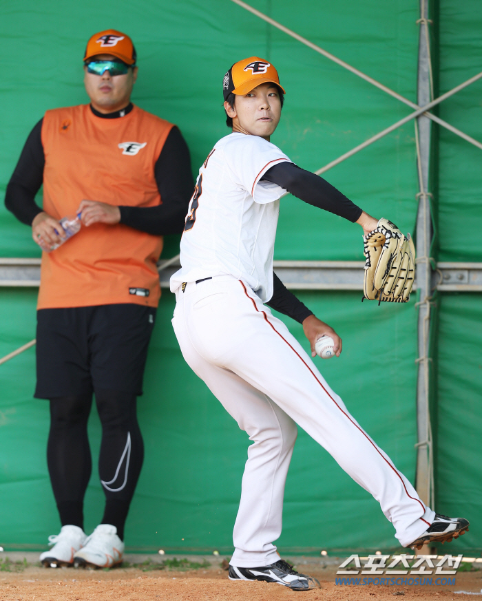 '루키가 5선발을?' '제2의 윤영철' 올해도 있다..147㎞→150㎞ …