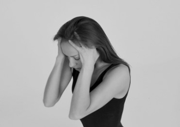 눈 뻑뻑하고 입 마르는 중년 여성, '쇼그렌증후군'의심