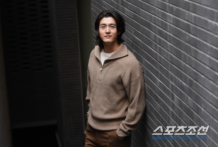 [인터뷰③] '밤피꽃' 이기우 "노래 연습 통해 '뮤지컬' 도전하고파…다…