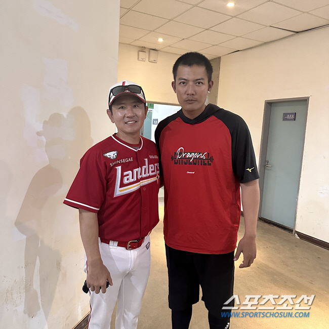 "빨리 인사하러 안와?" 반가운 재회, 역사상 첫 대만 용병의 선물[SC…