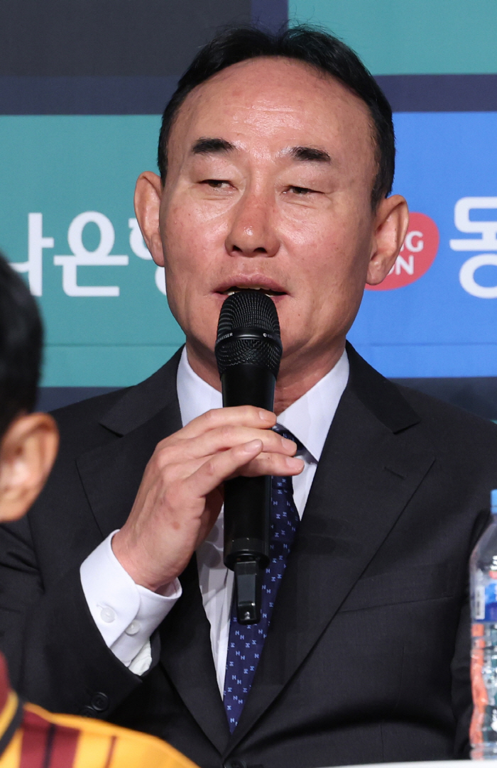'유진스' 앞세워 첫 승 도전하는 김학범 감독 "올해는 달라, 기대는 결…