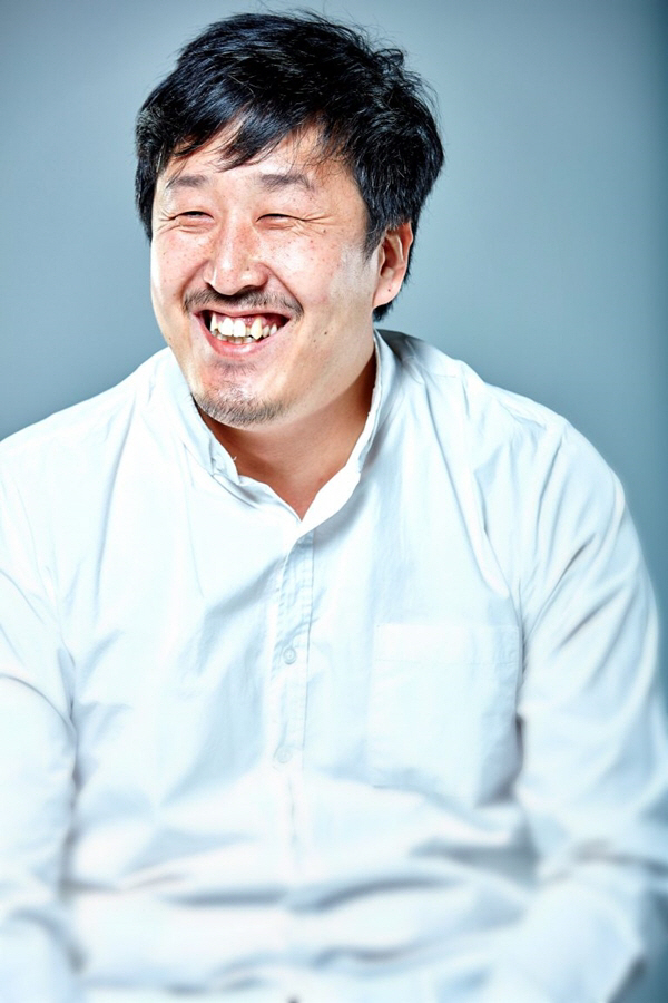 [공식] 현봉식 측 "前여친-반려견 학대 루머 유포자, 합의 선처 없는 …