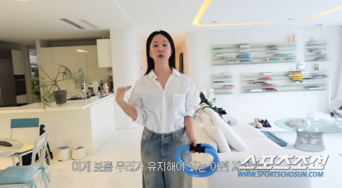 50대 女배우들, '다이어트 노하우' 대방출. 엄정화→3일간 달걀만·신애…