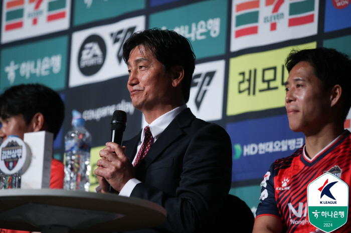 [현장라인업] '에드가 선봉 업그레이드 딸깍축구' vs '정치인-이영준-…