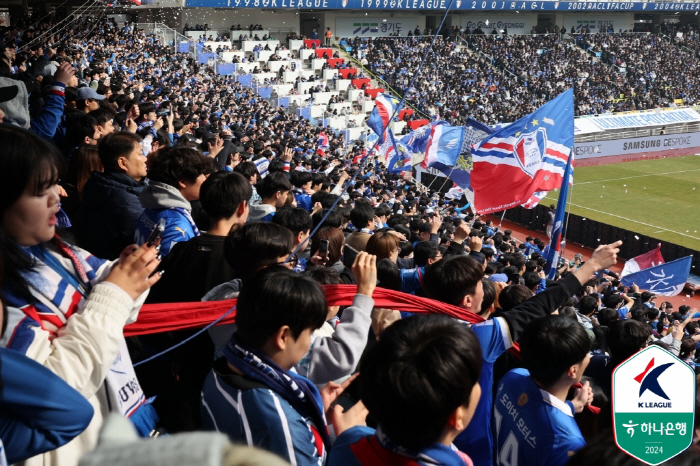 [현장리뷰]'1만4196명 2부 최다 관중 新기록→뮬리치 멀티골' 수원 …