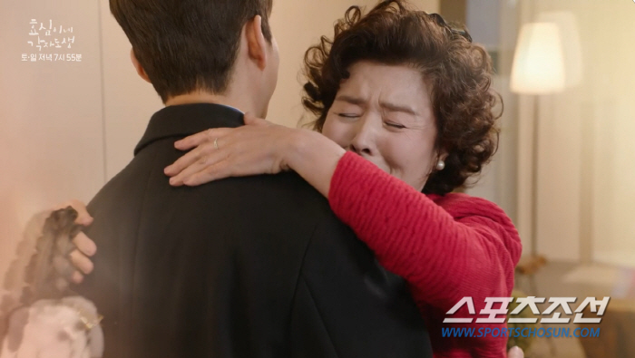 [종합]효심이 프러포즈 받고, 이휘향은 구속…'해피엔딩'일 줄 알았는데 …