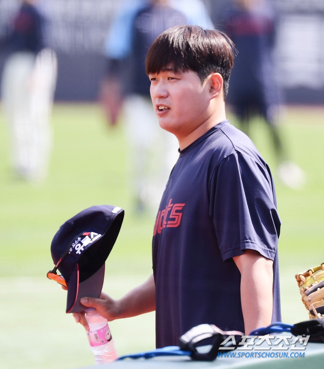 '정면돌파' 나균안, 올해 던질수 있나? 형사전문 변호사가 답한 핵심 쟁…