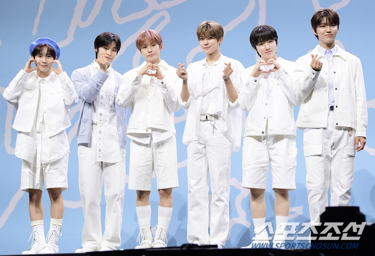 [SC현장] "NCT표 네오 이지리스닝"…NCT위시, 보아가 자신한 청량…